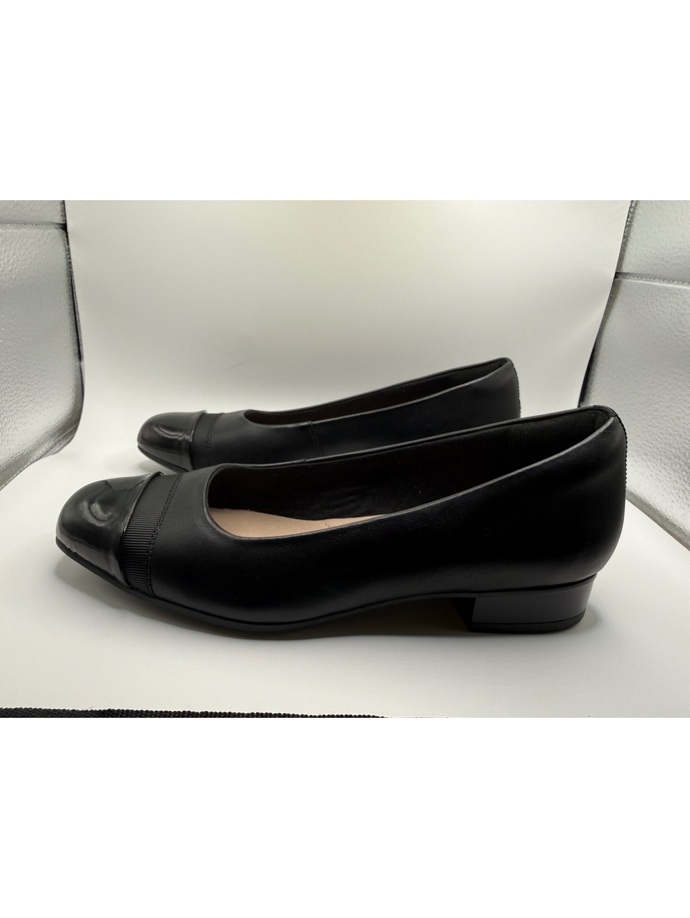 Clark’s Women’s size 6.5M Juliet Monte Black